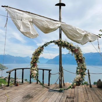 domaine_wannaz_chenaux_pont_de_chailly_fleurs_arche_fleurs_mariage_1